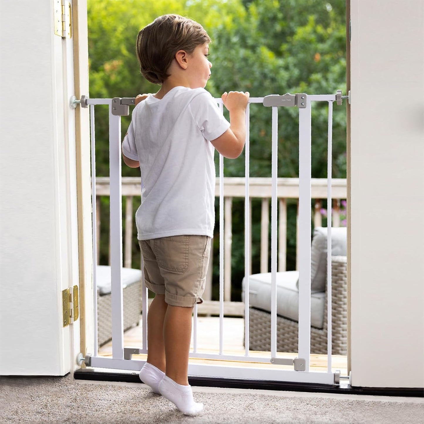 28.9-42.1" Wide Baby Gate for Stairs & Doorways, 30" Tall Pressure Mounted Dog Gates for Stairs Expandable One-Hand Open, Easy Step Walk through Dual Lock Metal Pet Gates for Dogs, White